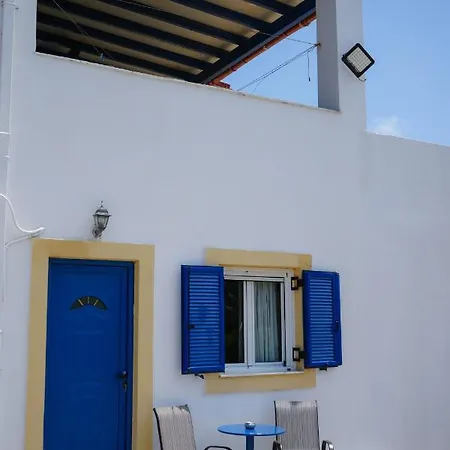 Parrot Holiday home