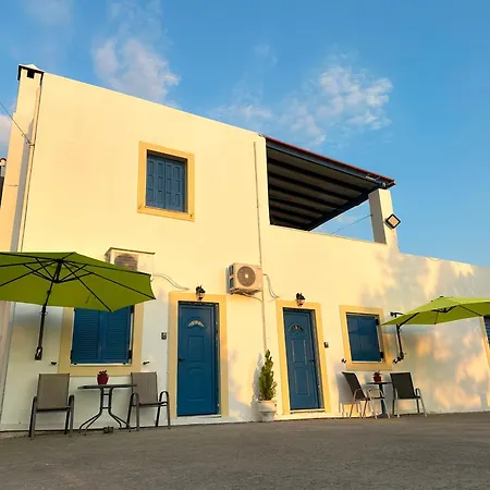 Parrot Holiday home *