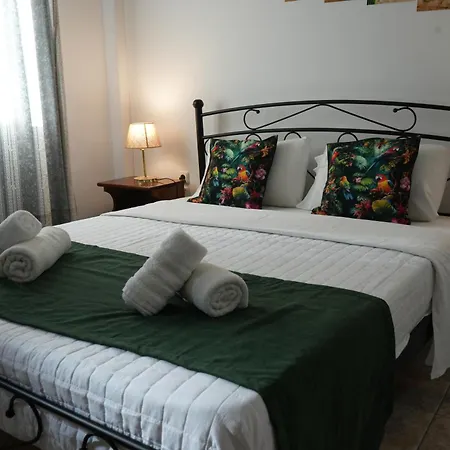 Case de vacanță Parrot
